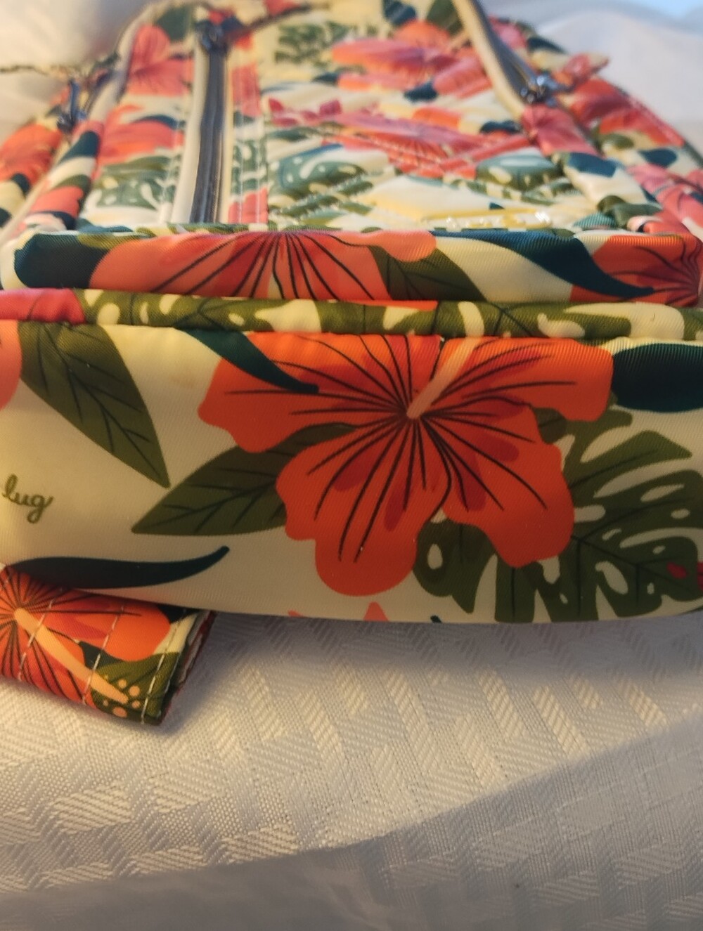 NWOT LUG TAILBACK SLING BAG Lush Luau - Picture 8 of 10